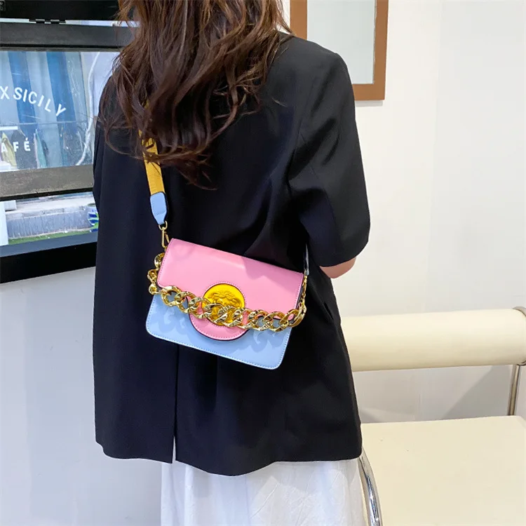 حقيبة كروس جلدية مزخرفة، حقيبة كتف على الطراز الكوري القديم، محفظة أنيقة بمقبض علوي للنساء، حقيبة مربعة مستوحاة من الطراز الكلاسيكي