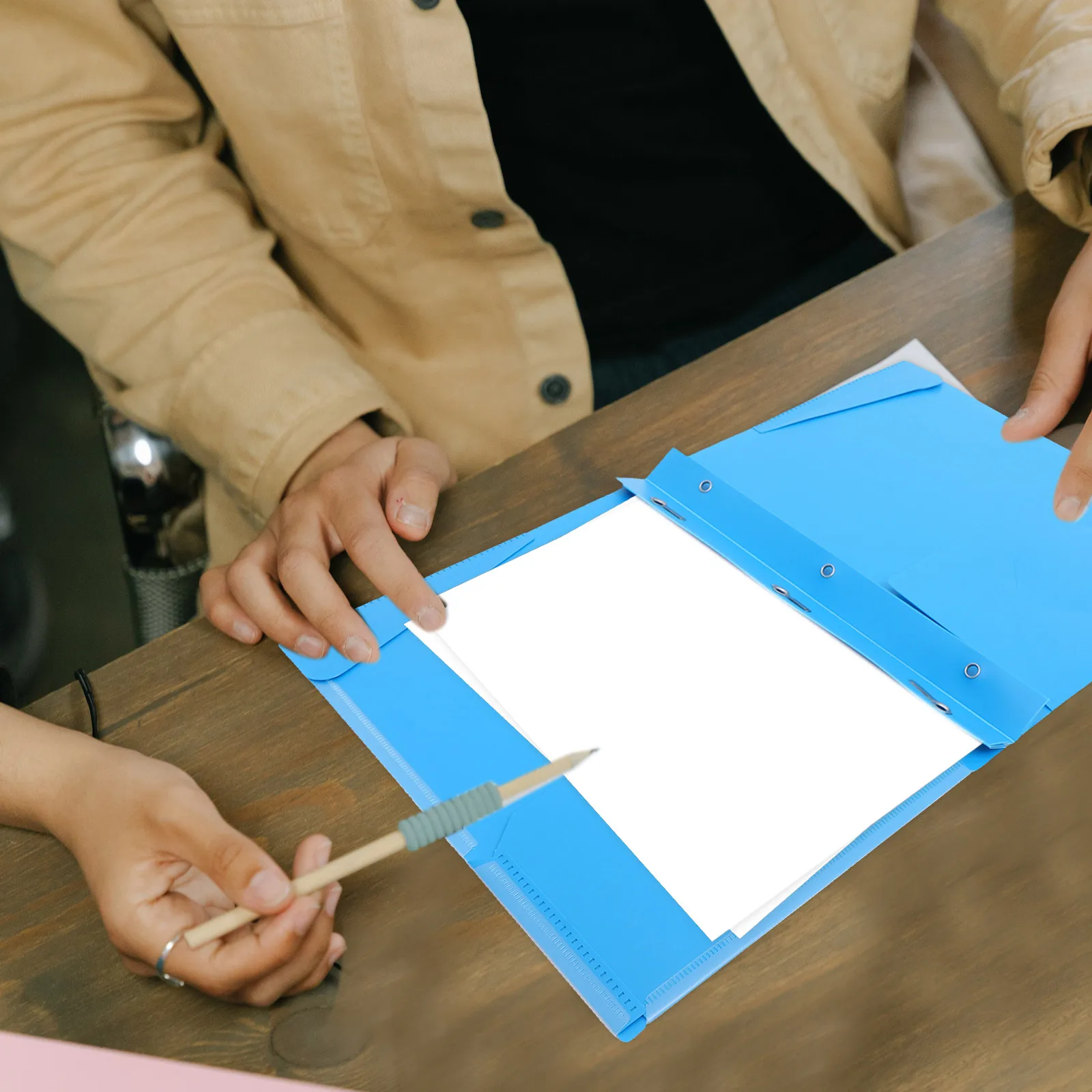 6 Pcs Heavy Duty Pocket Mead Plastic Business Heavy Duty Pocket Folders A4 Document ganizer File Folders Storage Supply