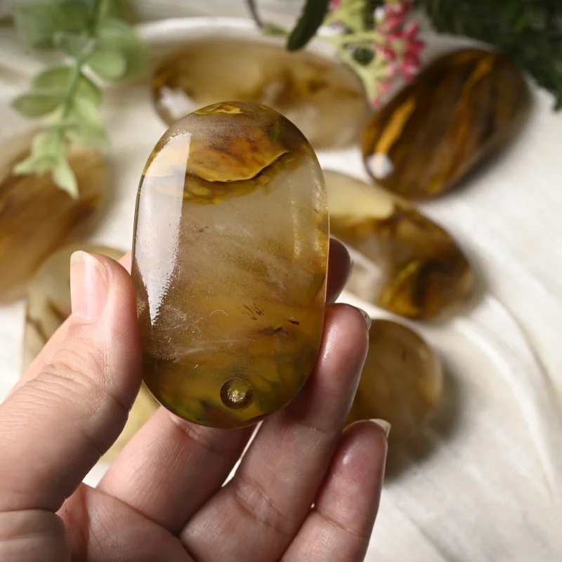 1 pc artificial crystal,tiger skin fused smelting palm stone，polished smooth surface worry stone for parents