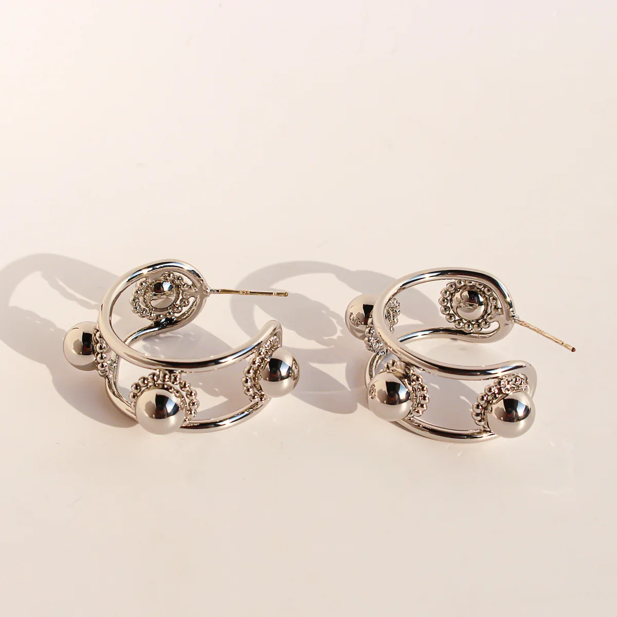 المتخصصة خمر ثلاثية الأبعاد الكرة الصغيرة الكبيرة الأقراط الفاخرة الجوف C-شكل الأطواق مبالغ فيها مزاجه عبر الحدود مجوهرات M807 #5