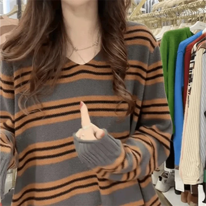 

2026 Spring Autumn New Stripe Knitted Sweater Fashion Casual Set Head Contrast Bottom Top Sweater Women Red Black Green Orange