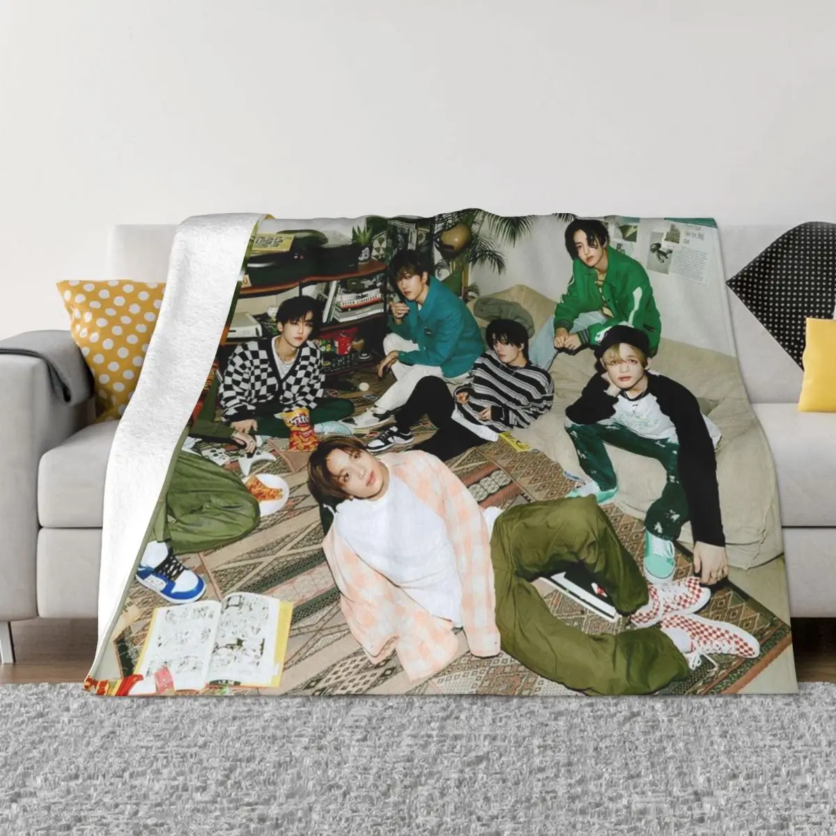 NCT DREAM Plaid Blanket Sofa Cover Flannel Winter Korean Boy Group Portable Warm Throw Blanket for Bedding Car Plush Thin Quilt