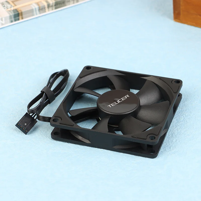 Эффективный вентилятор охлаждения корпуса компьютера UT-8015 8 см; Тонкий 15 мм, 12 В/4 контакта ШИМ, гидравлический подшипник, 1200-3000 об/мин