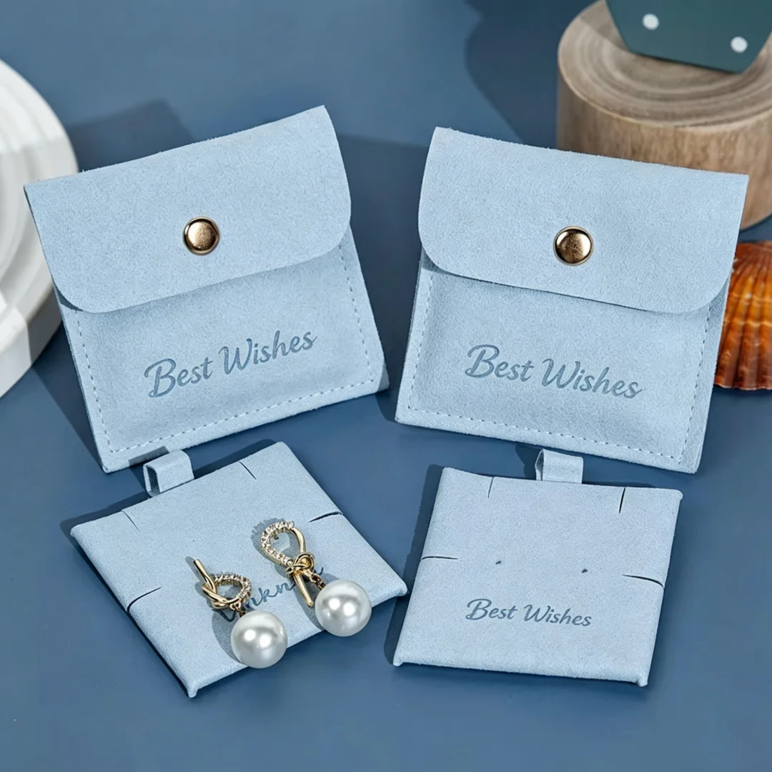 pochette-a-bouton-pression-en-microfibre-bleue-8x8cm-avec-logo-personnalise-organisateur-de-bijoux-avec-rangement-pour-cartes-bagues-boucles-d'oreilles-et-pendentifs-ideal-pour-les-cadeaux