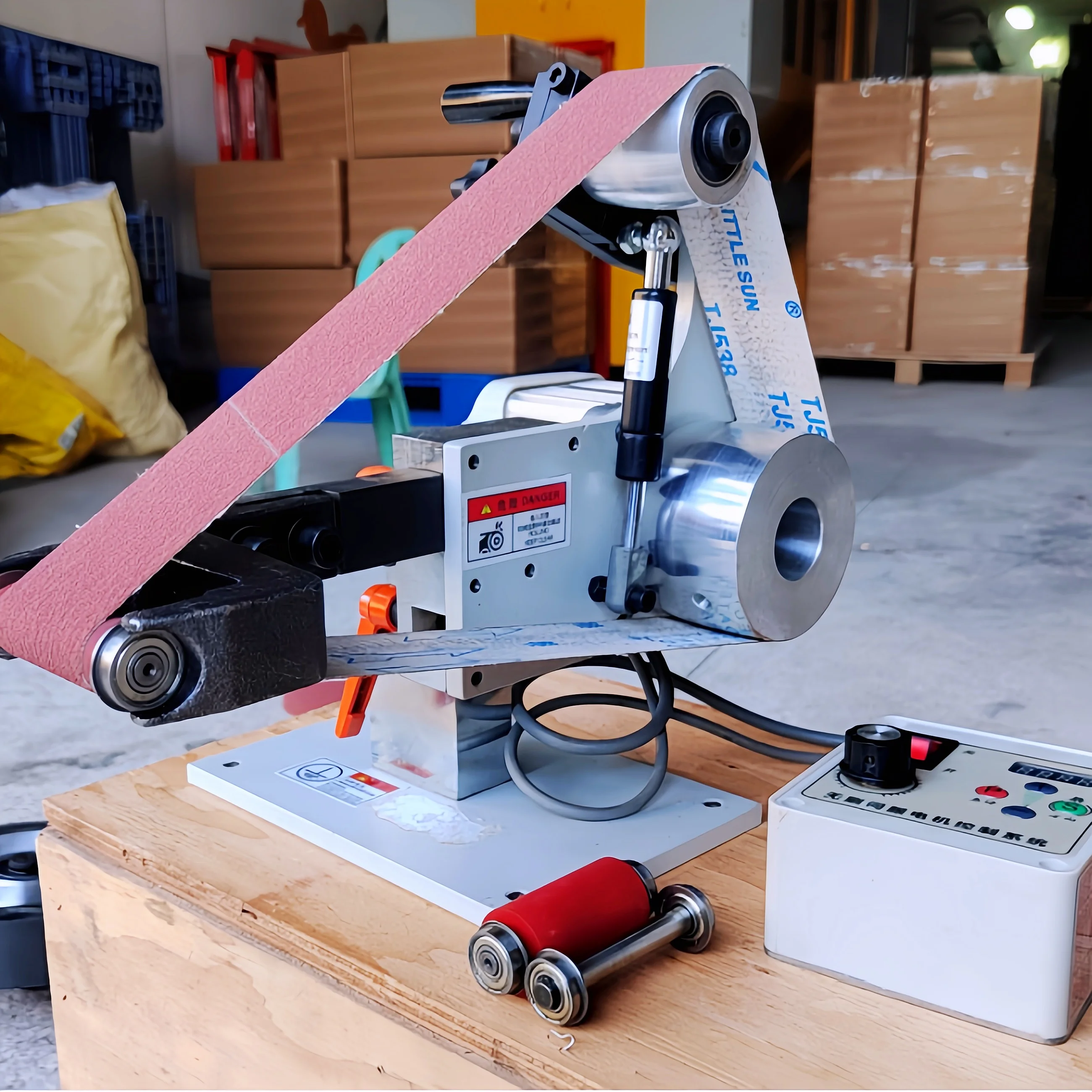 Small Electric Belt Grinder & Multi-Purpose Sanding Tool 0.75KW/1.1KW Motor High-Accuracy for Wood/Metal/Plastic Applications
