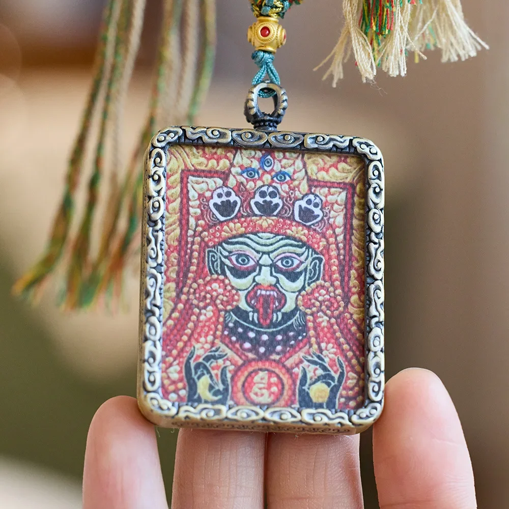 Tangka Gawu Box Pendant/Tibetan Style Zakiram Hand-painted Pendant Necklace Hanging Ornaments Healing /Male and Female Amulet