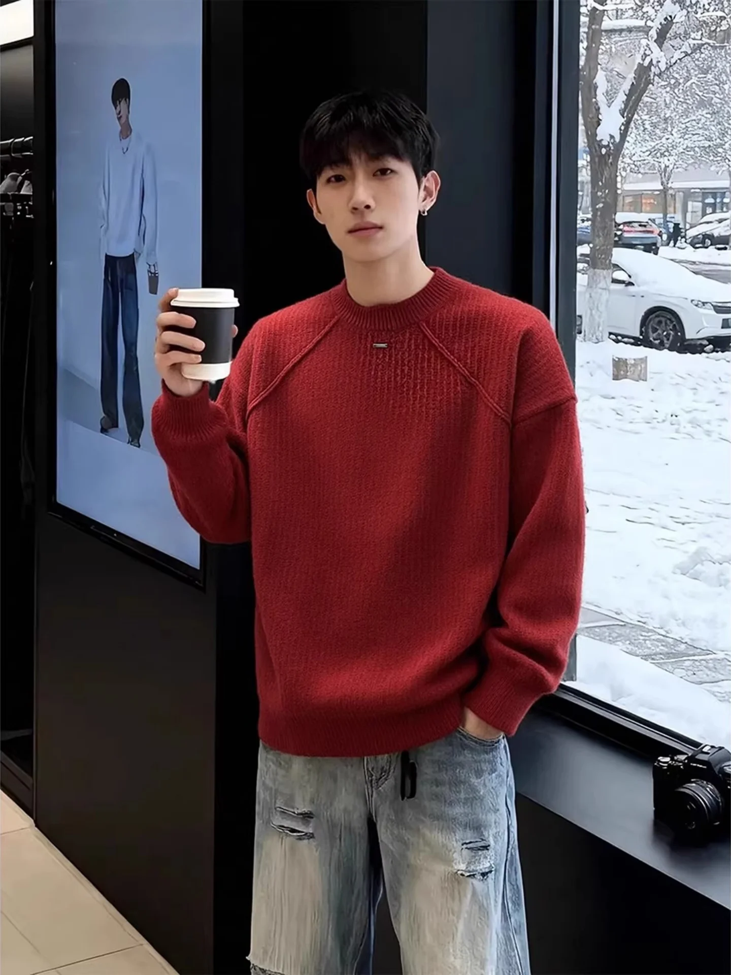 New Year Red Round …