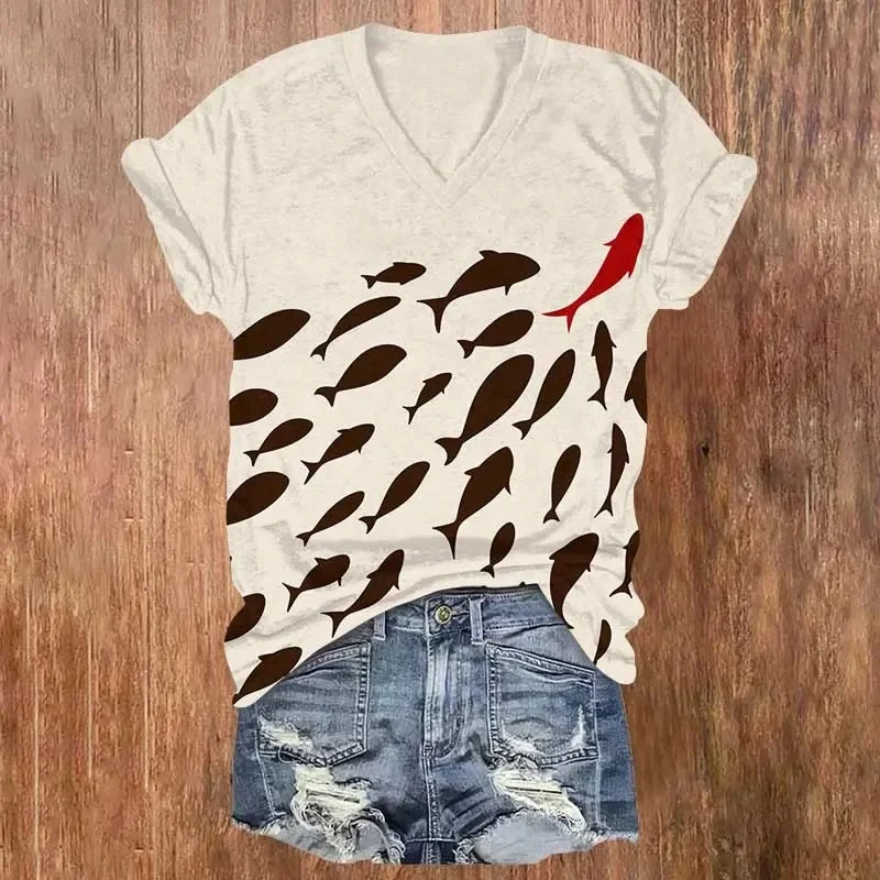 Vintage Black Fish Chasing Red Fish Art Print V-neck T-shirt Summer Women's T Shirts