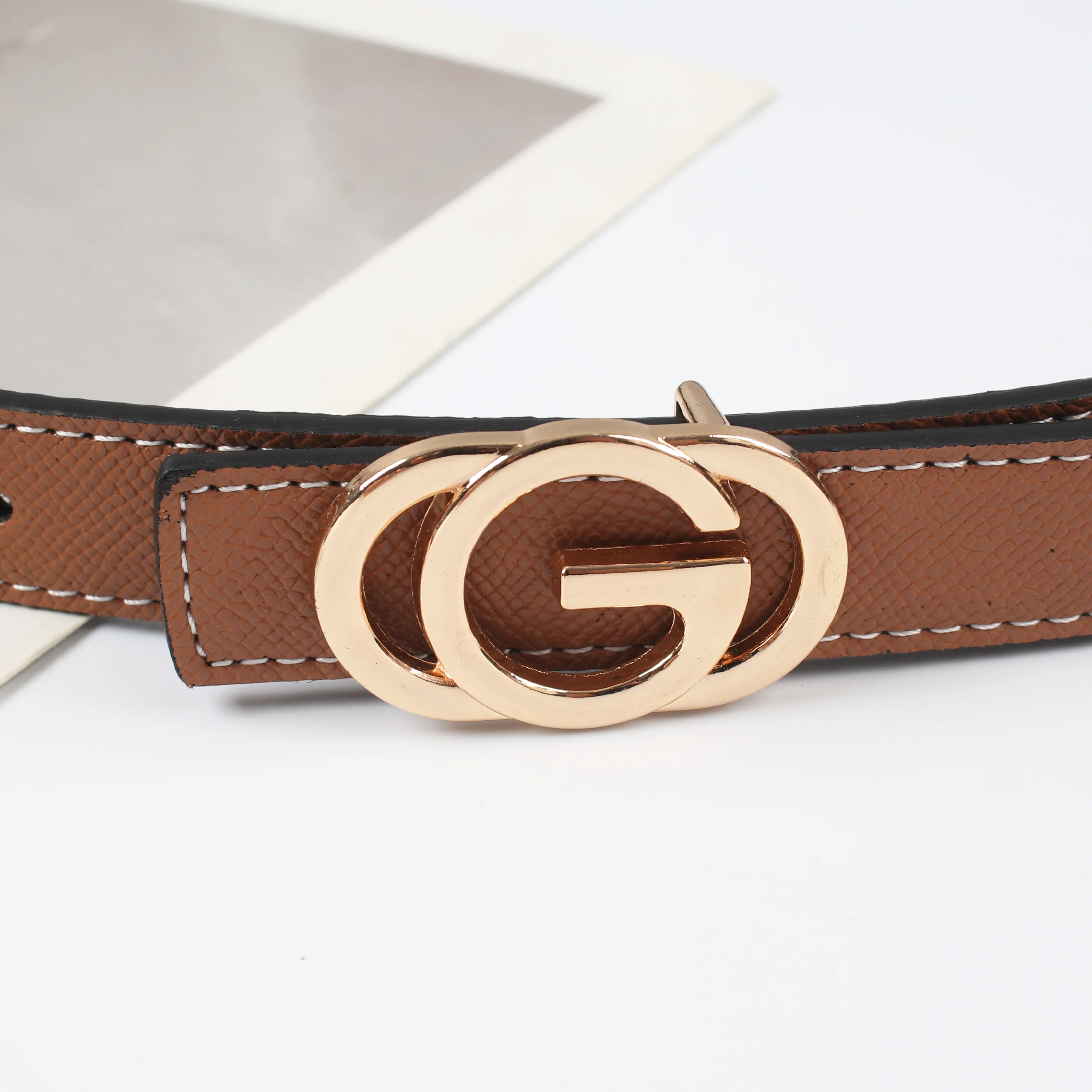 Neue frauen Reversible Verwenden Glatte Schnalle Hohe Qualität 2,3 cm Echtes Leder Gürtel frauen Mode Trend Vielseitig dekorative Kuhh – Detail 4