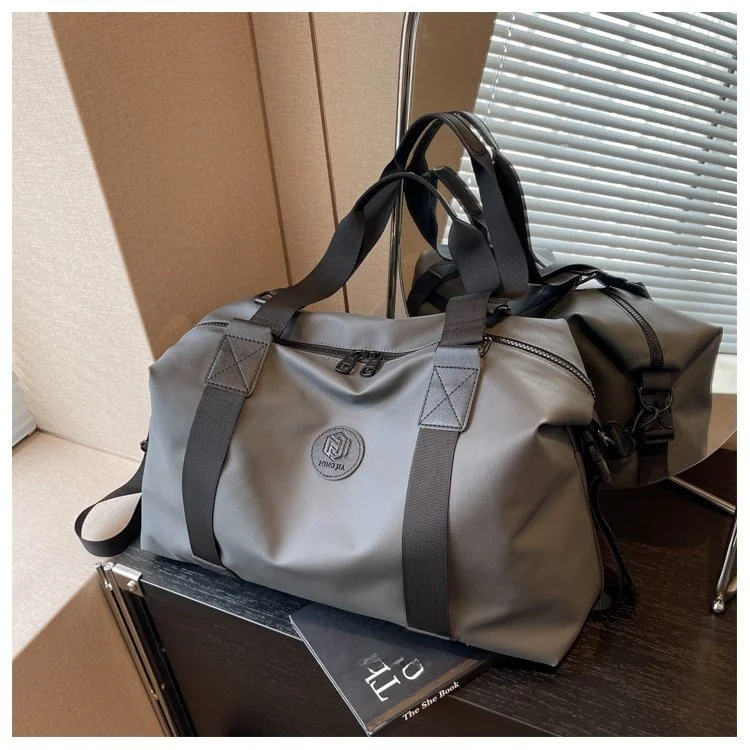 large-capacity-travel-bag-handbag-for-men-and-women-short-trip-lightweight-portable-bag-fitness-bag-outdoor-travel-bag