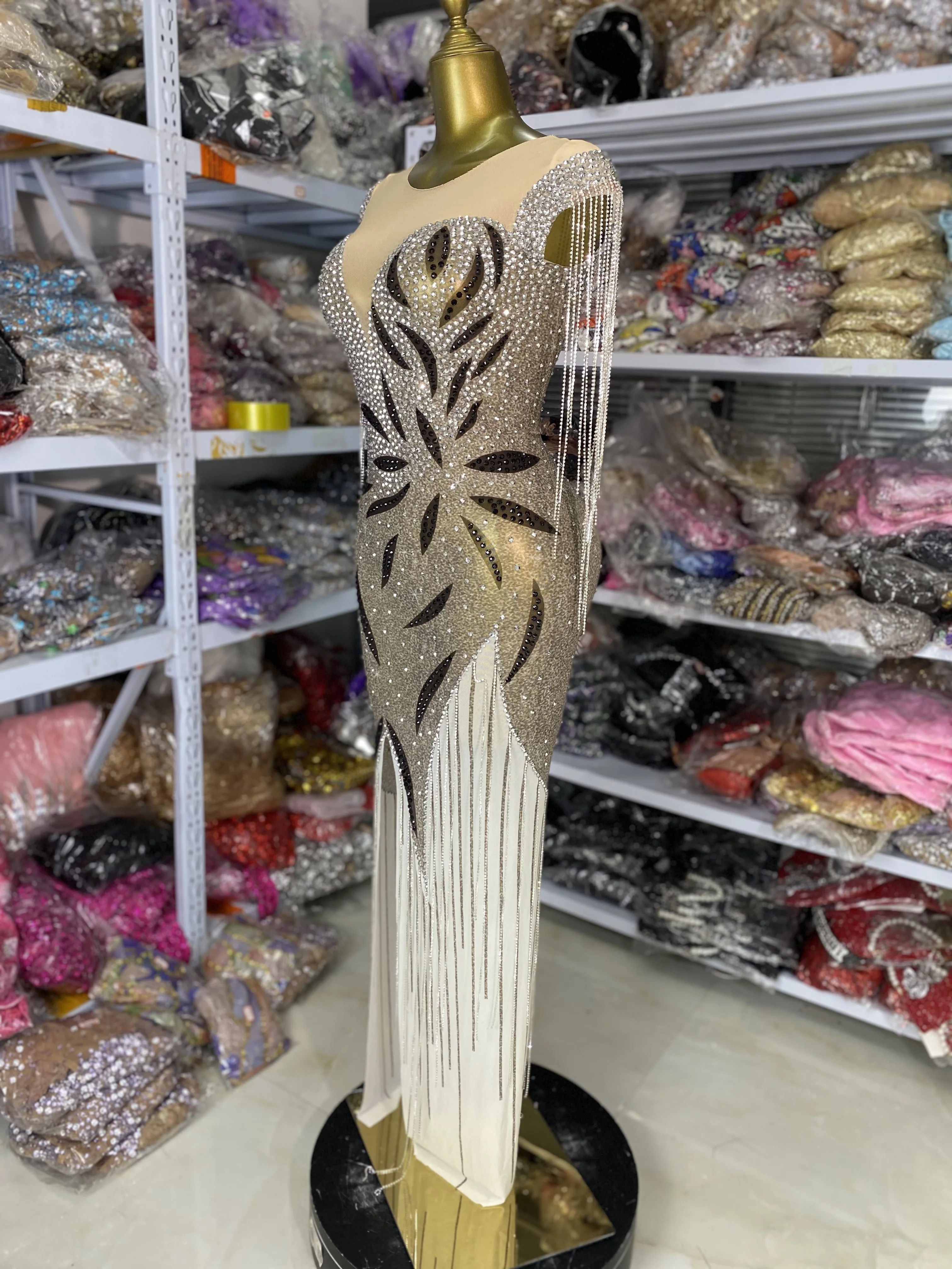 

Women Luxury Rhinestones Diamonds Tasssel Mesh See Through Maxi Long Sparky Celebrity Evening Party Dress Birthday Stage Costume