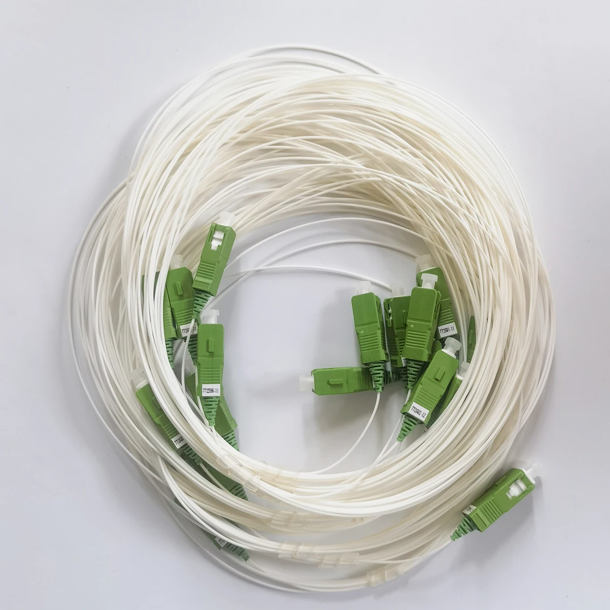 10 個の光ファイバーパッチコード SC/APC-SC/APC 4 メートル 0.9 ミリメートル延長ケーブルシンプレックス屋内 FTTHConvert パッチコード曲げに敏感ではない