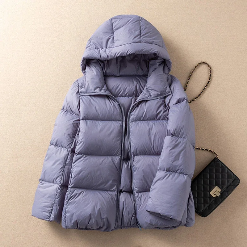 2024 Winter New Light Hooded Warm Puffer Jacket Women 90% White Duck Down Soft Coat Female Casual Bread Short Outwear B338