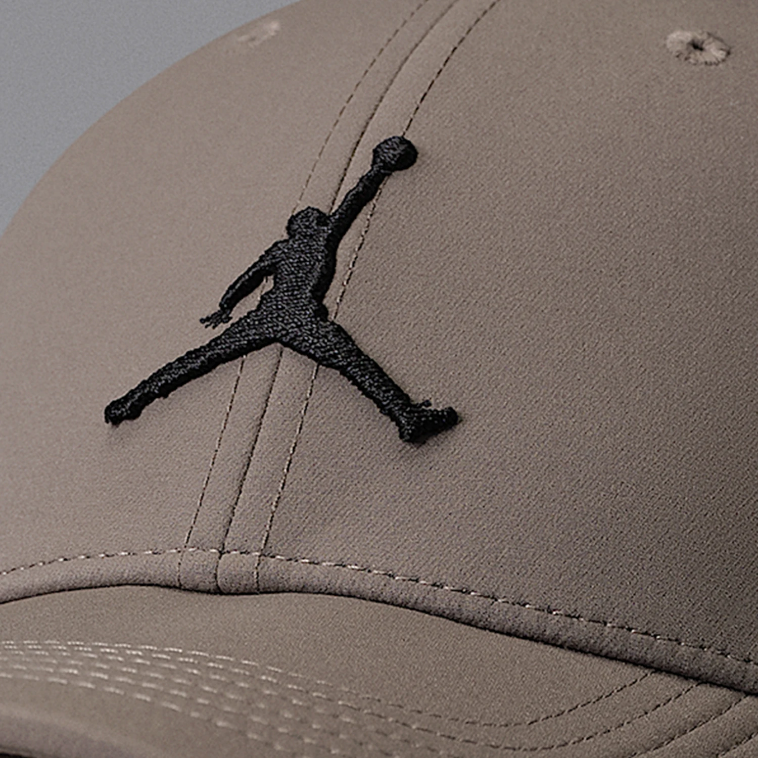 Nike genuine JORDAN new men's and women's olive gray black golf cap IM4515-040 view 4
