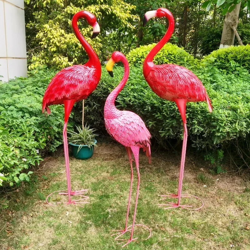 Outdoor courtyard decoration, villa landscaping, window shop display, wrought iron garden, animal ornaments, flamingos