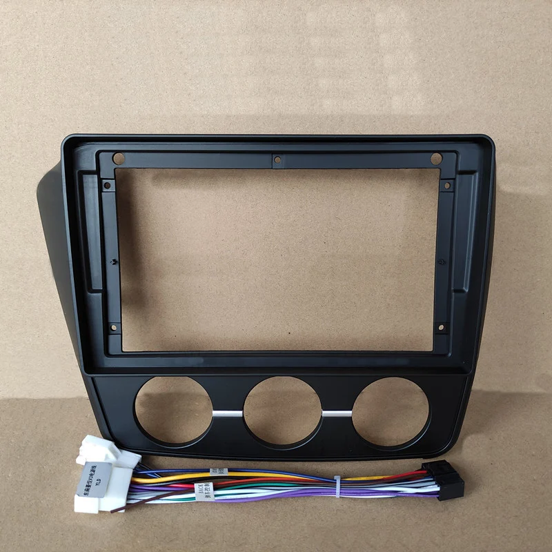 

Car Multimedia Frame Car Audio Radio Frame Dashboard Fitting Panel 9" For Soueast V3 2015 2016 2017 2018