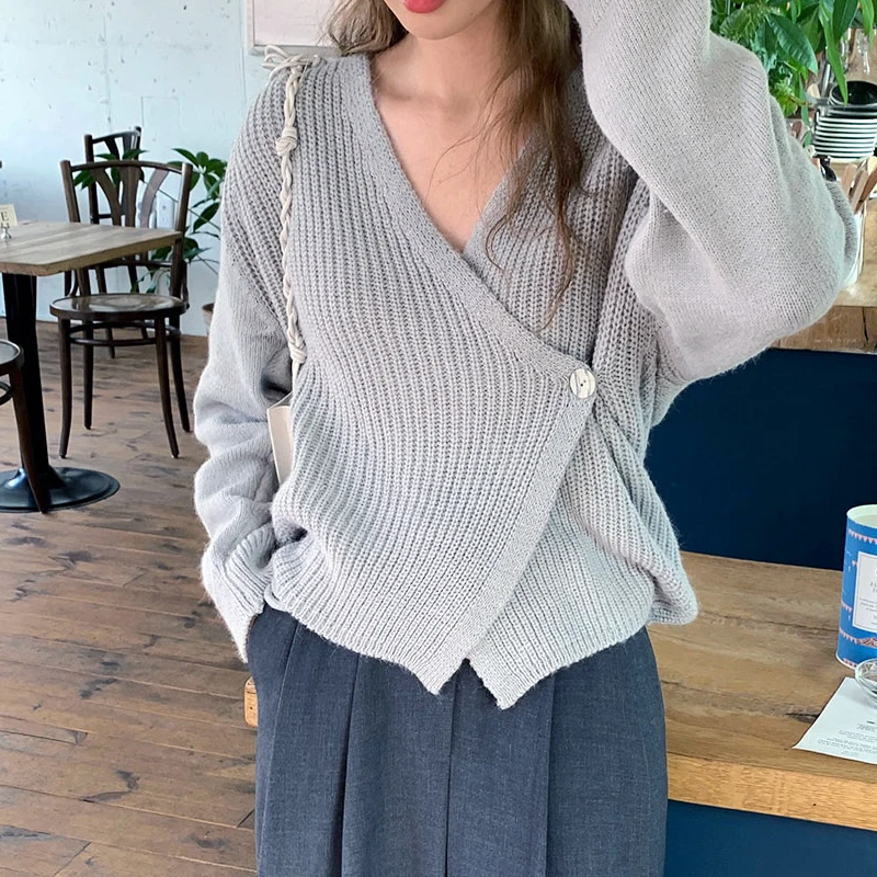 

Chic V-ne Knitted Sweater Coat Women's Korean Sle Long Sve Button up Warmth Emitting Fufu Outerwear Autumn Top