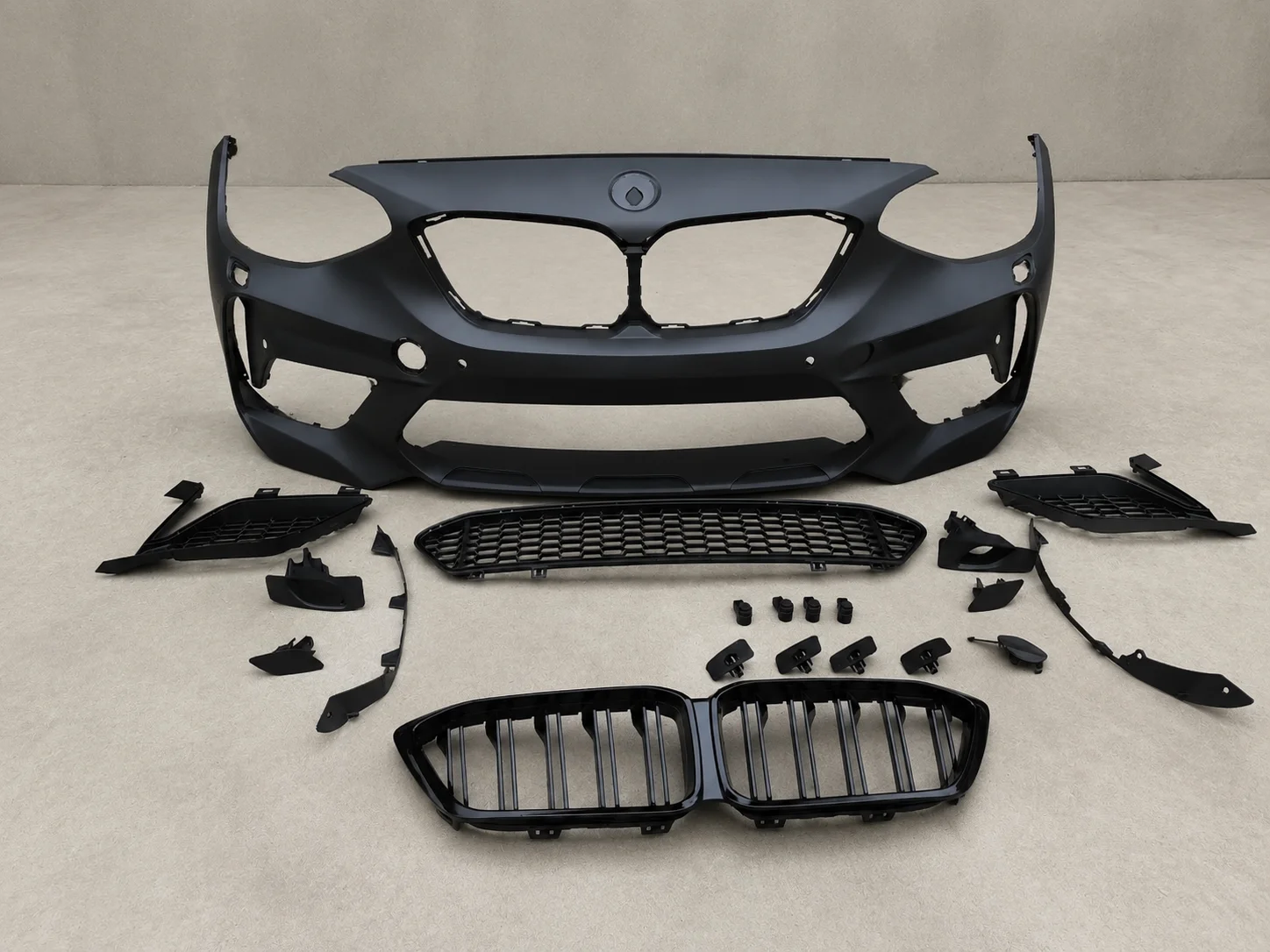 26style Bolt-On M2C Conversion Bumper for BMW 1 Series F20 12-14 Upgrade M2C Look Front Bumper Grille Facelift Conversion Bumper