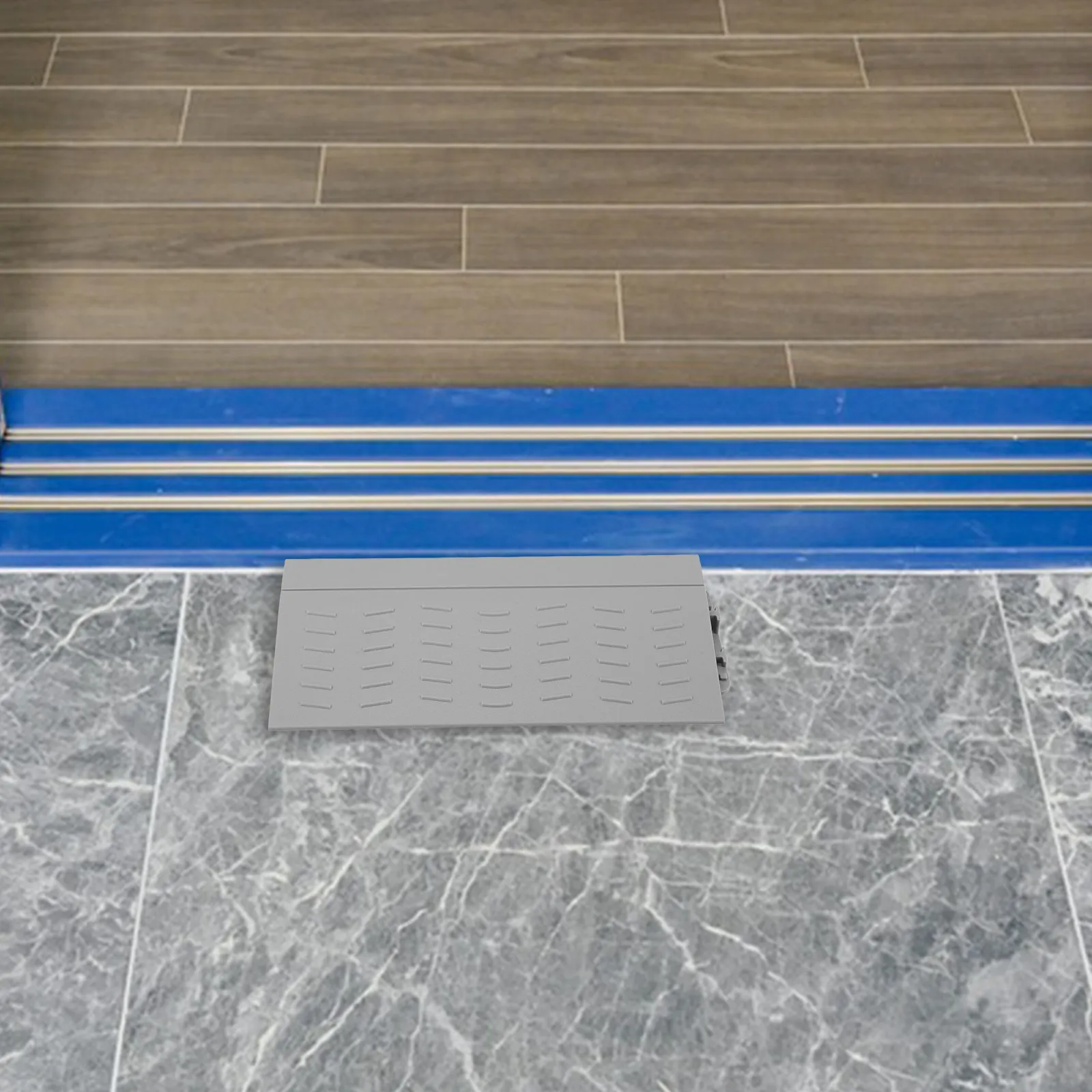 Plastic Threshold Ramp for Doorways Sweeping Robot Climbing Aid Non-Slip Doorway Ramp for Vacuum Cleaners Wheelchair Transition