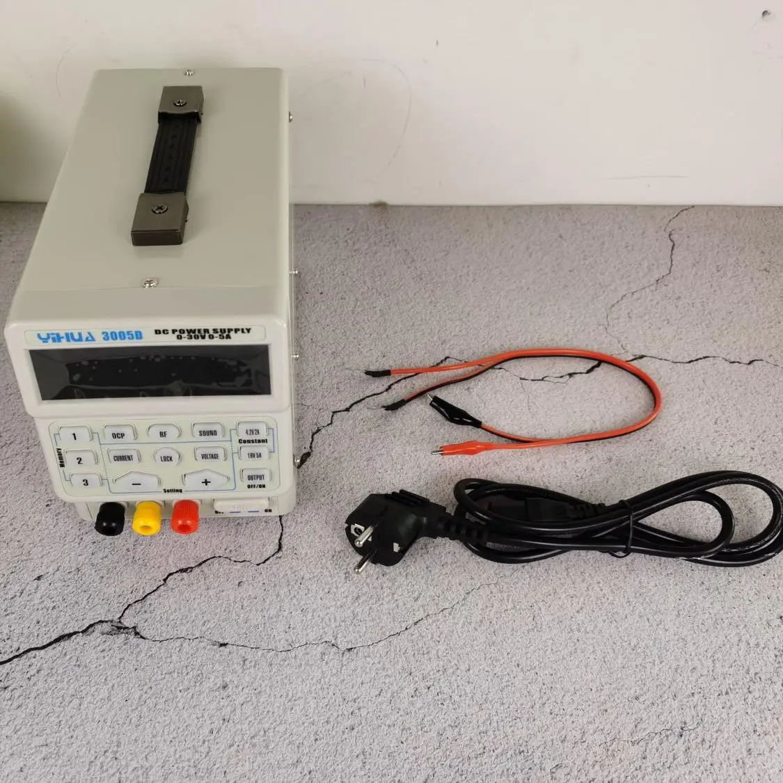 Imagem -04 - Yihua 150w 3005d 5a 30v dc Fonte de Alimentação de Laboratório Ajustável Fonte de Alimentação Digital Programa-controlada Fonte de Alimentação de Comutação