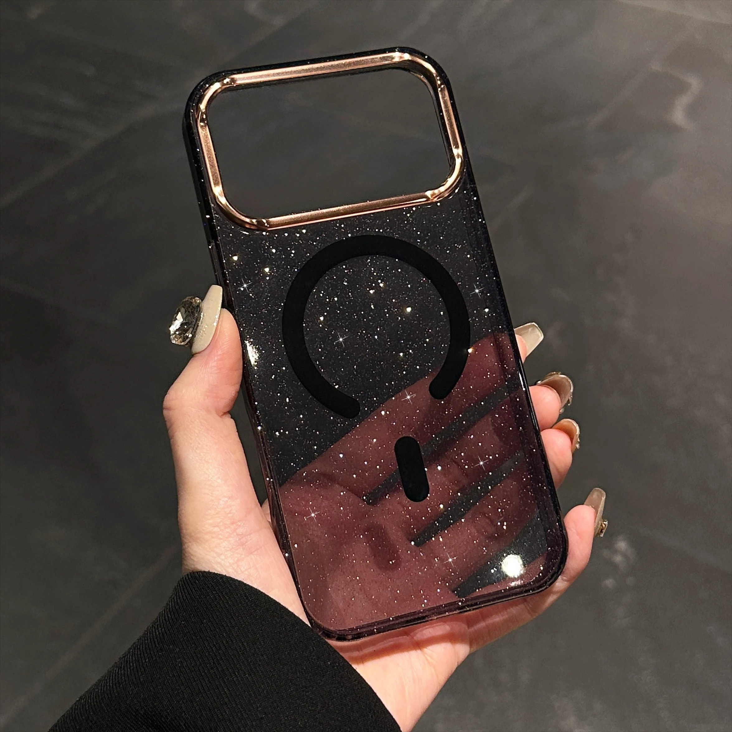 

Shiny Luxurious Magnetic Phone Case For iPhone 16 15 14 13 12 11 17 Pro Max Plus For Magsafe Drop-proof edge design For Magsafe