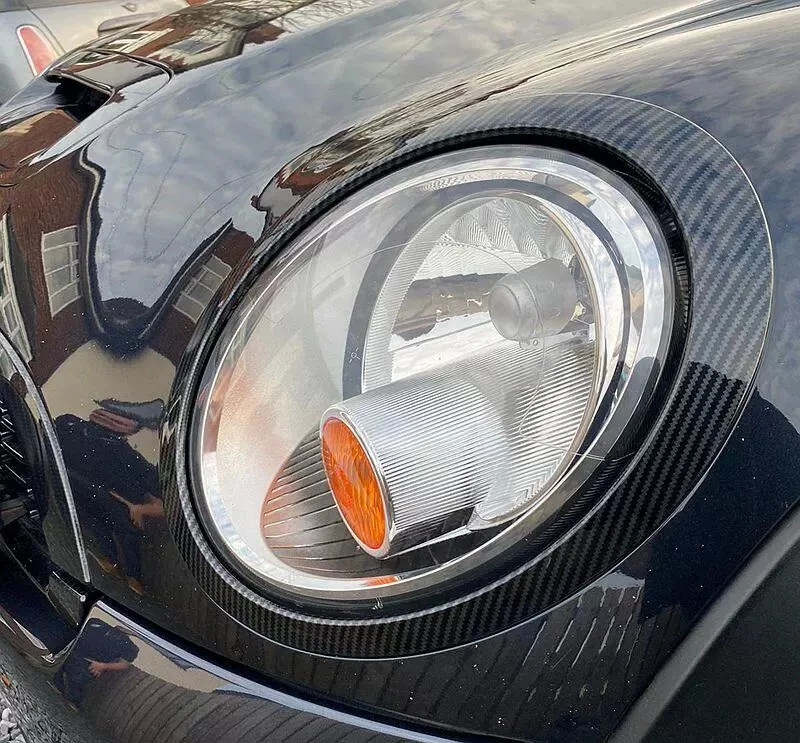

Подходит для BMW MINI Mini COOPER R56, лампа для бровей из углеродного волокна и рамка лампы из углеродного волокна, декоративные брови и глаза