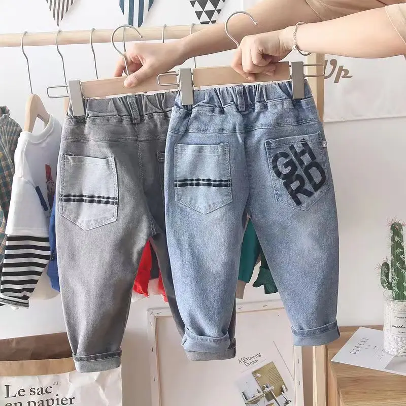 Bambini ragazzi Jeans primavera e autunno ragazzi pantaloni Jeans larghi per bambini nuovi pantaloni lunghi per bambini alla moda edizione coreana