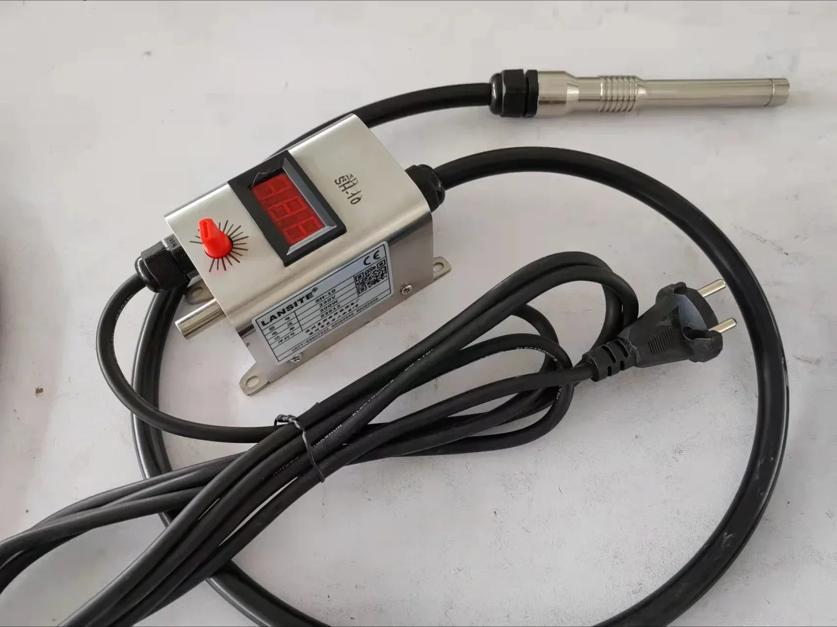 

Mini industrial air heater SH-10 built-in temperature probe, small space heating air heater