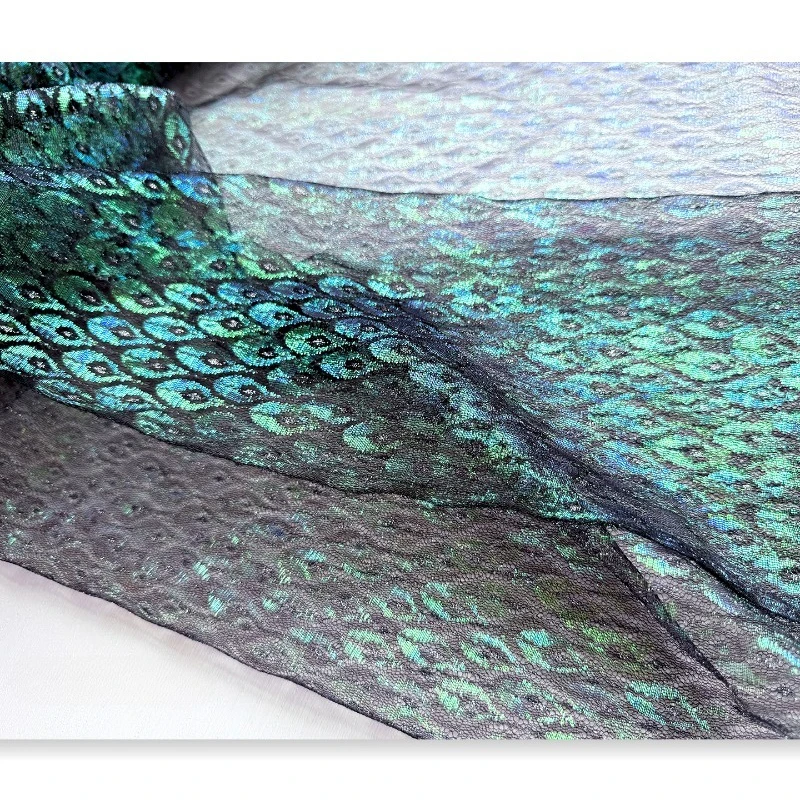 

Сине-зеленая сетчатая ткань с павлином, креативное градиентное платье из пряжи, украшение для шитья своими руками, дизайнерские ткани для шитья своими руками, ткань