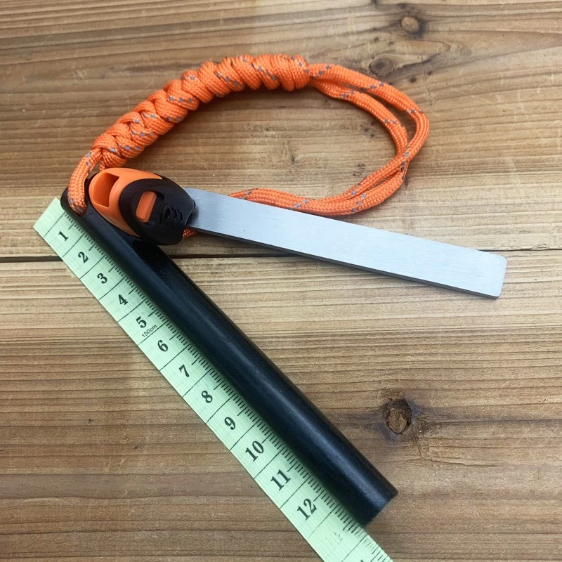 Outdoor Explorer Magnesium Fire Starter Rod Flint Fire Igniter ，Survival Whistle Waterproof Emergency Fire Tool Camping Hiking