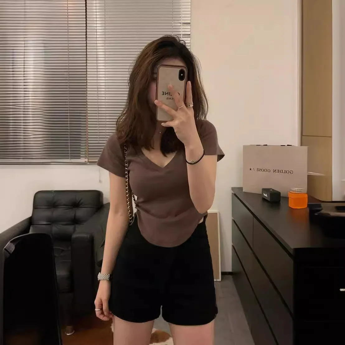 V-Neck Short Sleeve T-Shirt Women's Summer Design Small Fork Irregular Spicy Girl Slimming Inner Wear Short Top Korean Style