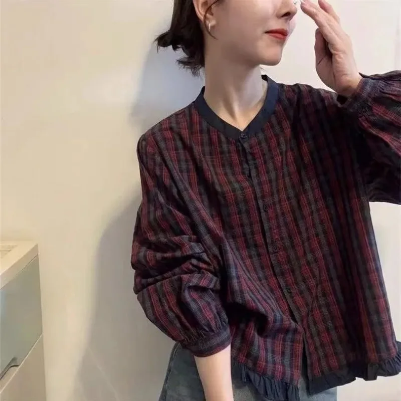 

Retro Women’s Plaid Blouse Fall Long Sleeve Crew Neck Ruffle Hem Casual Loose Top