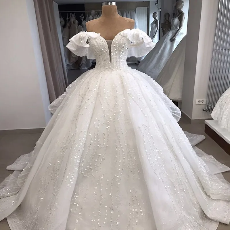 

Gorgeous Ruffles Off the Shoulder Shinny Crystals Pearls Wedding Dresses Sweep Train Sweetheart Arabic Vintage Bridal Gowns