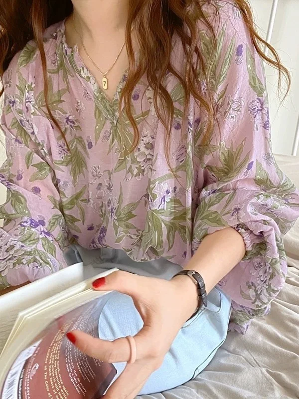

Korean Style Lazy Vacation Purple Floral V-neck Long Sleeve Women's Shirt Sweet Anti-aging Elegant New 2026 Spring Frock