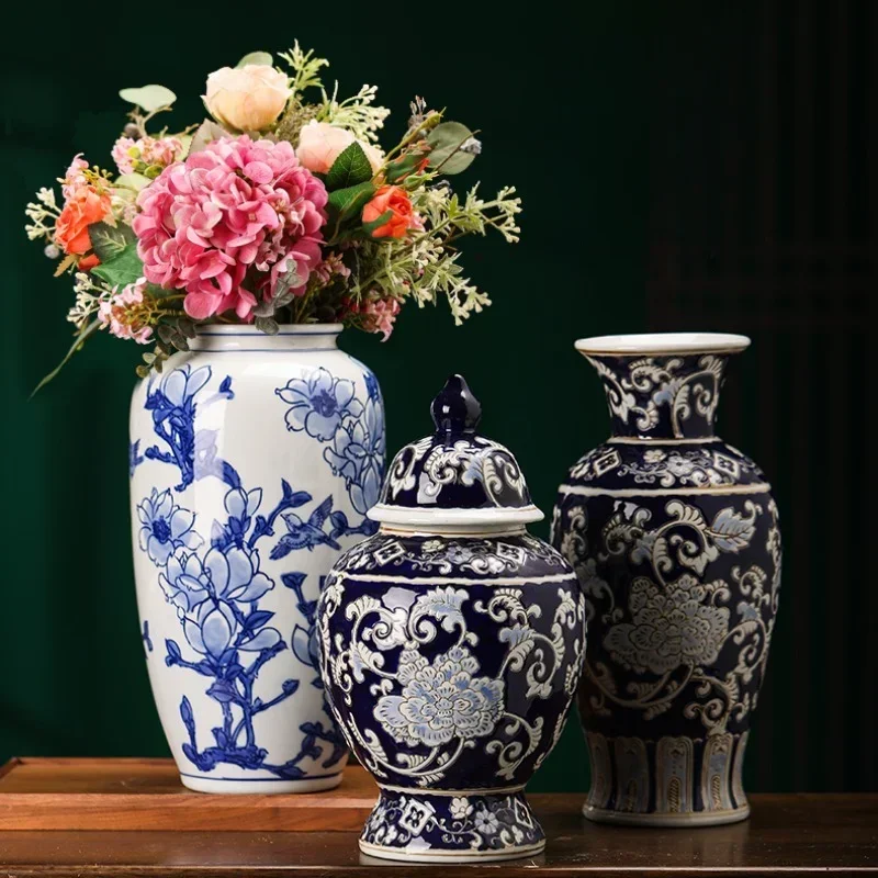 Retro Flower Vase for Room Decora Blue and White Ceramic Vases for Flowers High Temperature Firing Flower Bottle Delicate Room