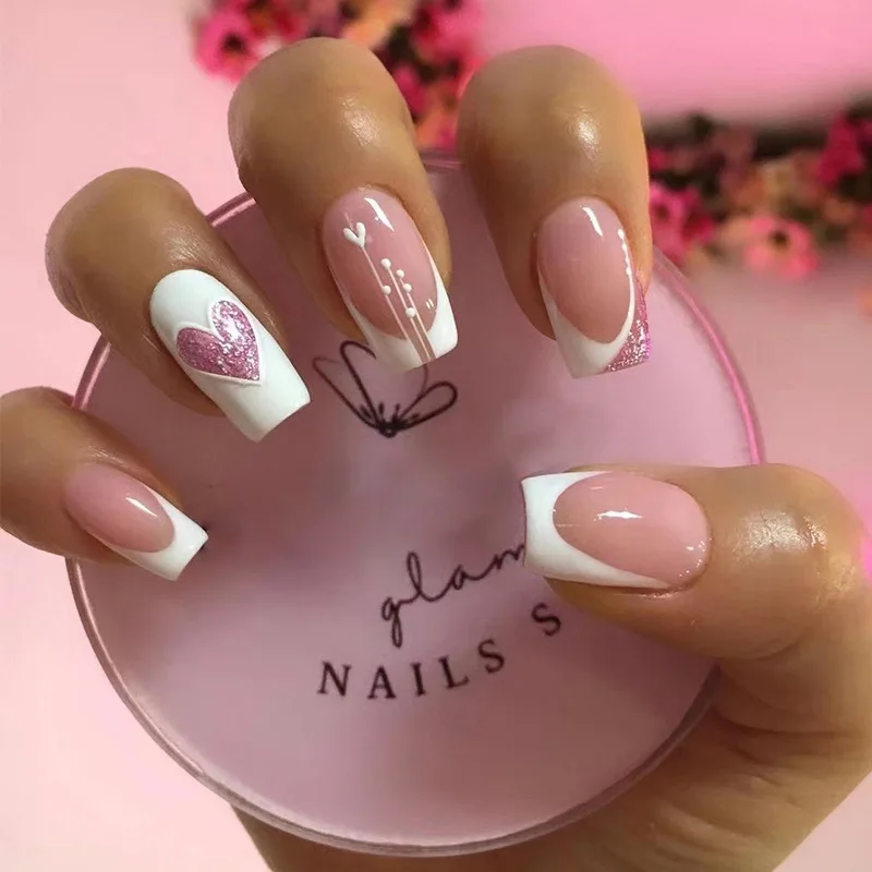 Valentine's Day Fake Nails White Edge French False Nails Glitter Heart Artificial Nail with Jelly Glue Lovely Press on Nail Tips