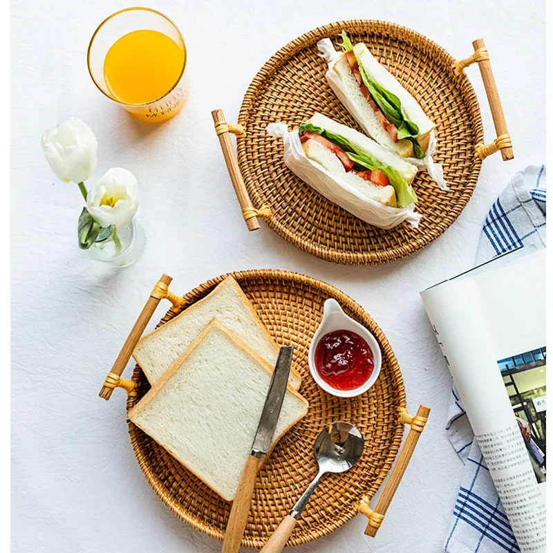 Hand-Woven Round Rattan Tray Fruit Snacks Storage Basket Organizer with Handle Autumn Woven Storage Tray Snack Fruit Tray