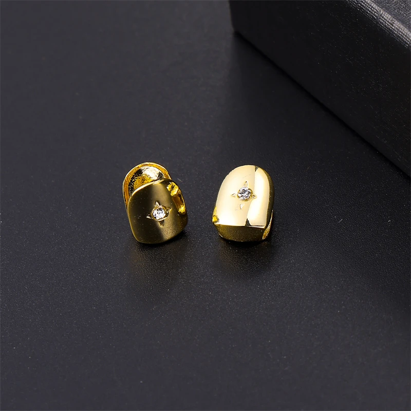 

2pcs Iced CapsTeeth Grillz Gold Plated Cubic Zircon Micro Pave Top & Bottom Charm Grills For Men Women Jewelry