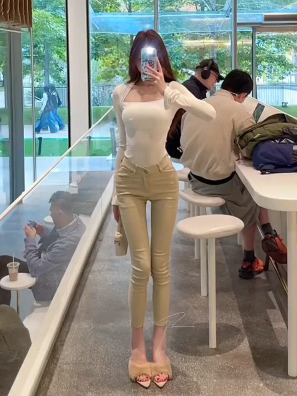 

Женские джинсы Slim Fit с высокой талией из эластичного хлопка, моделирующие фигуру, с V-образным вырезом на талии, удлиненные, универсальные