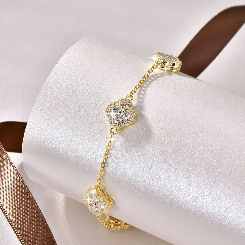 

Anziw 14K Gold Filled Bracelets 2.5mm Moissanite Clover Flower Bracelet for Women Lucky Charm Valentine's Jewelry GRA Certified