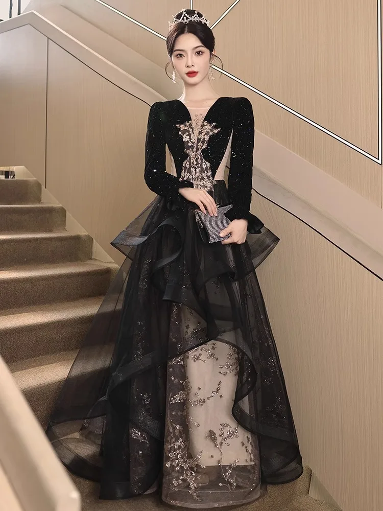 Black Long Sleeved Evening Dress French Square Collar Perspective Princess Cake Gown Exquisite Applique Sequin Party Vestido