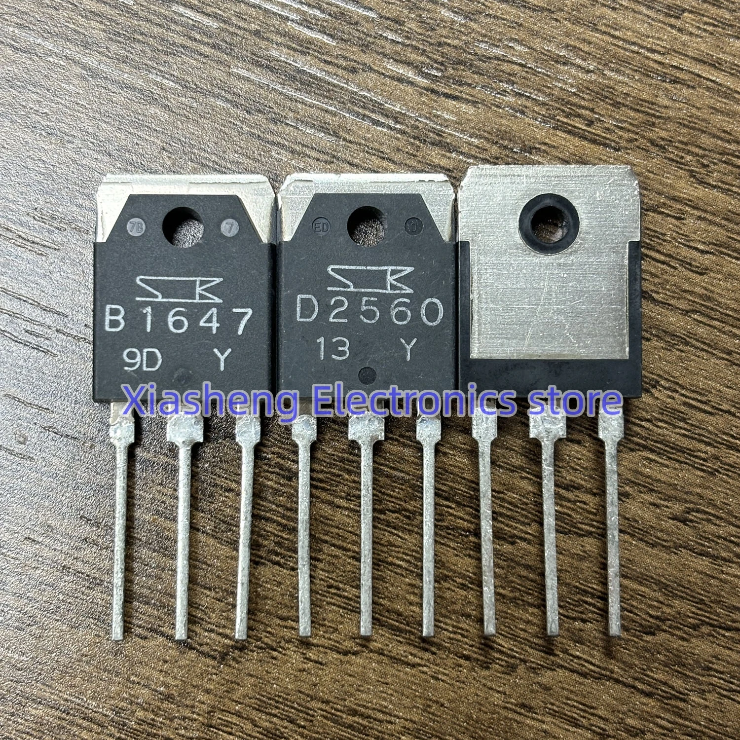 

New Original 2Pairs 2SB1647 B1647 + 2SD2560 D2560 TO-3P Audio Amplifier Transistor In Stock Good Quality