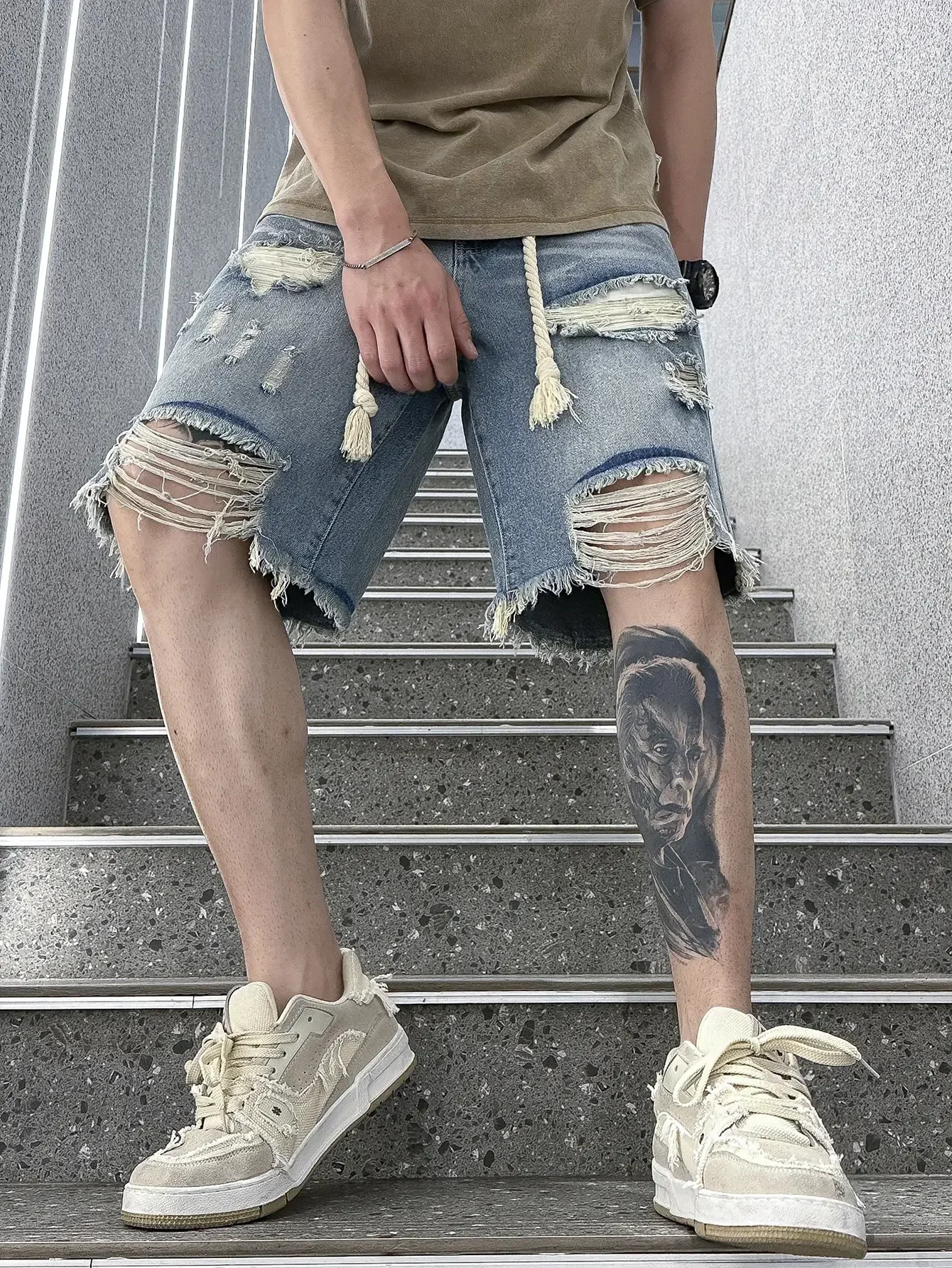 Men Summer Stretchy Denim Shorts Jeans for Men Streetwear Style Ripped Denim Shorts with High Stretch Knee Baggy Comfort Pants