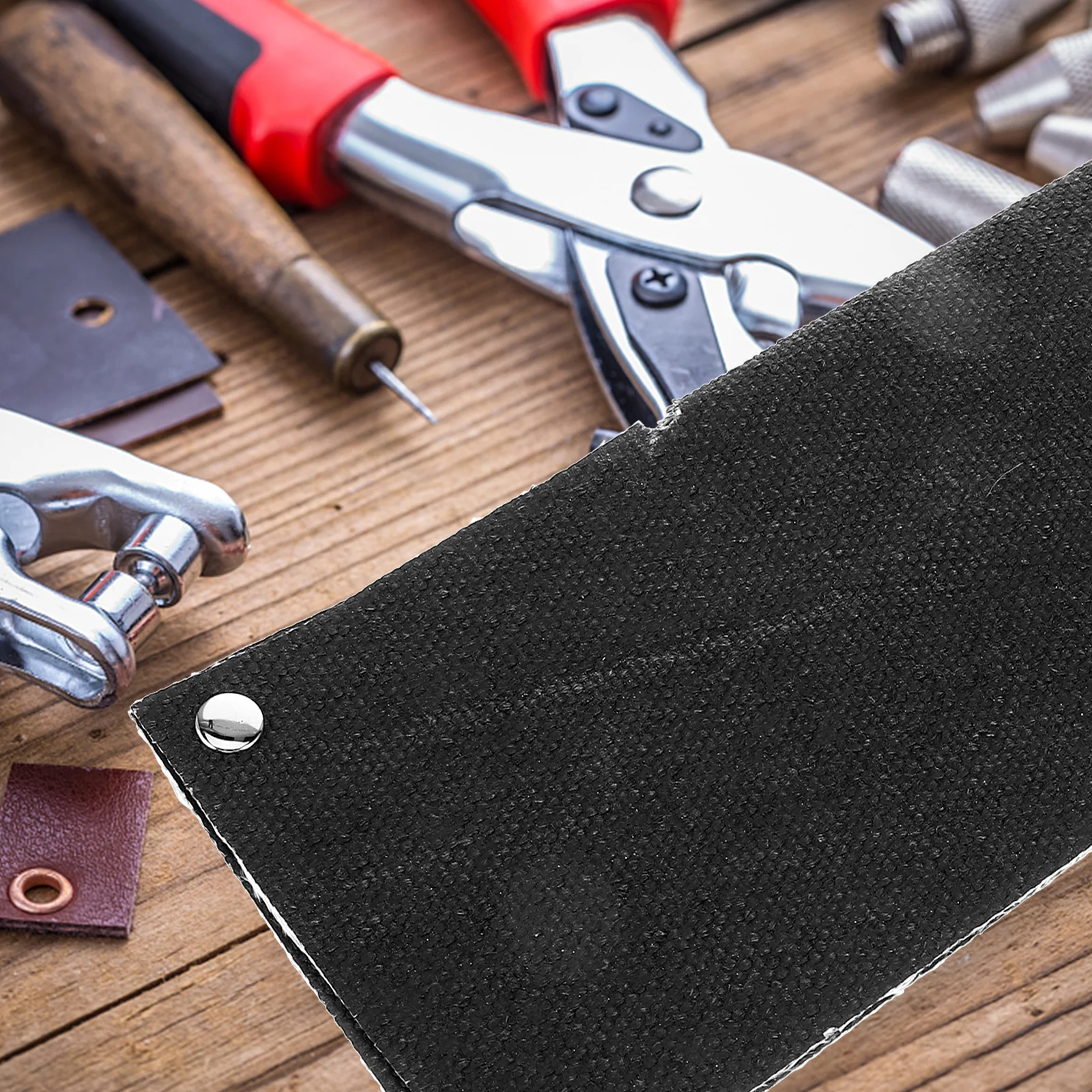 

Fireproof Welding Blanket 30x30cm Black Copper Pipe Fiberglass Mat Heat Resistant Soldering Protection for Welding Tools Kit