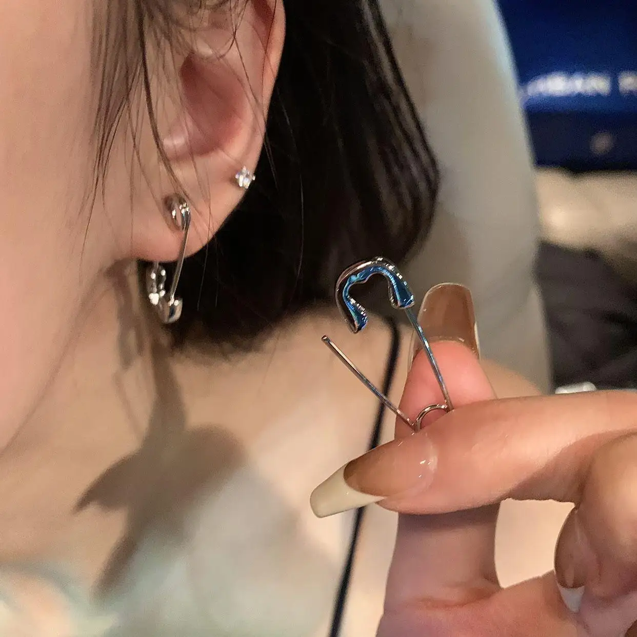 Korean Fashion Punk Rock Silver Metal Safety Pin Stud Earrings For Women Men 90s Aesthetic EMO Y2K Earrings Jewelry Accessories