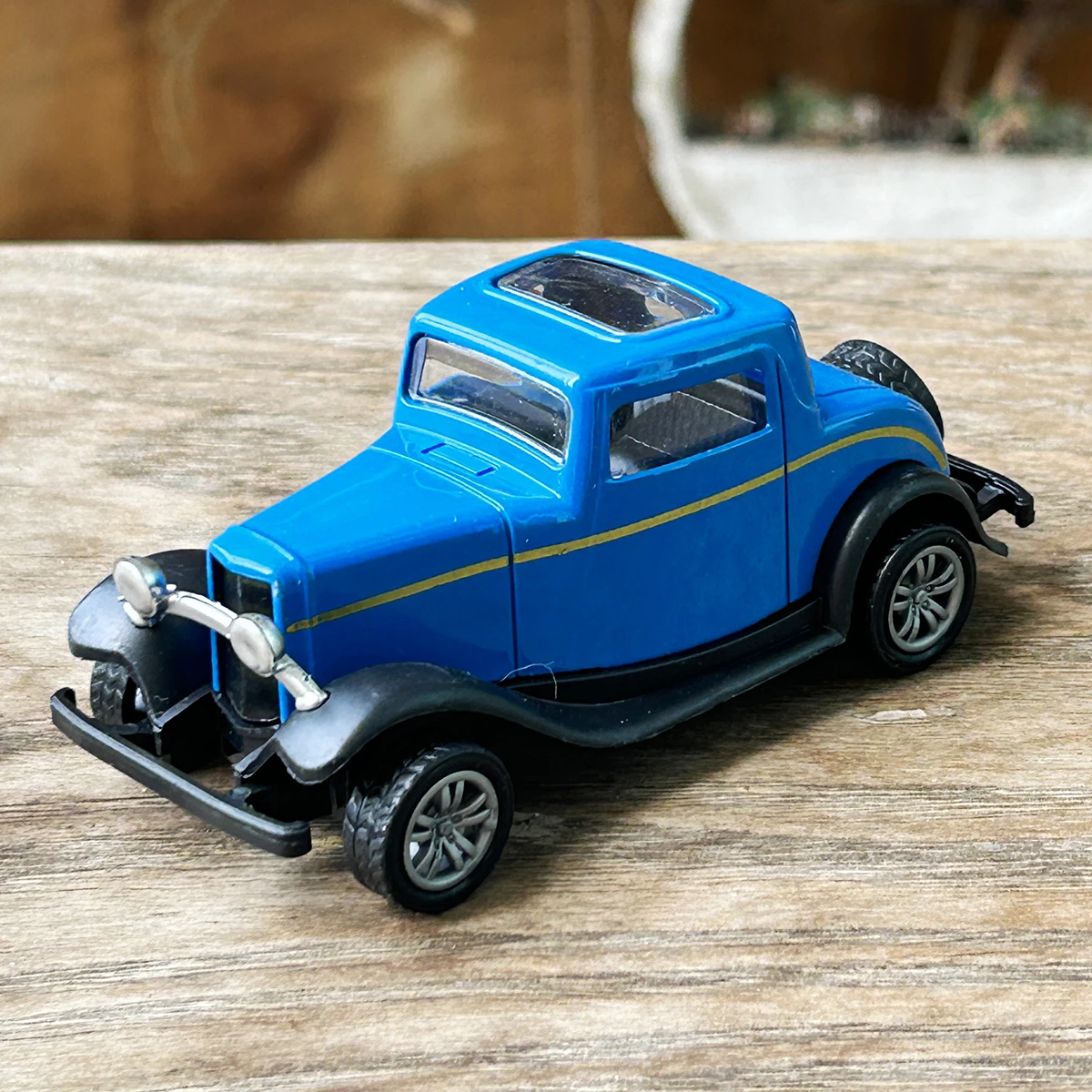 1:43 Alloy Vintage Diecast Car Ford A 1931 Model Car Classic Pull Back Car Model Miniature Vehicle Replica Gift For Kids Adults