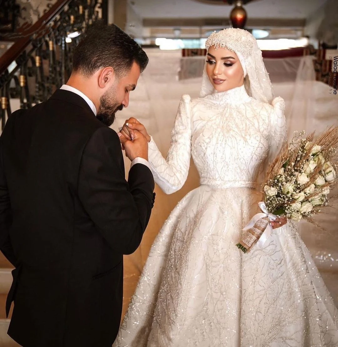 Dubai Muslim High Collar Wedding Dress Sequins Beading Custom Made Bridal Gowns Long Sleeves Vestido De Novia