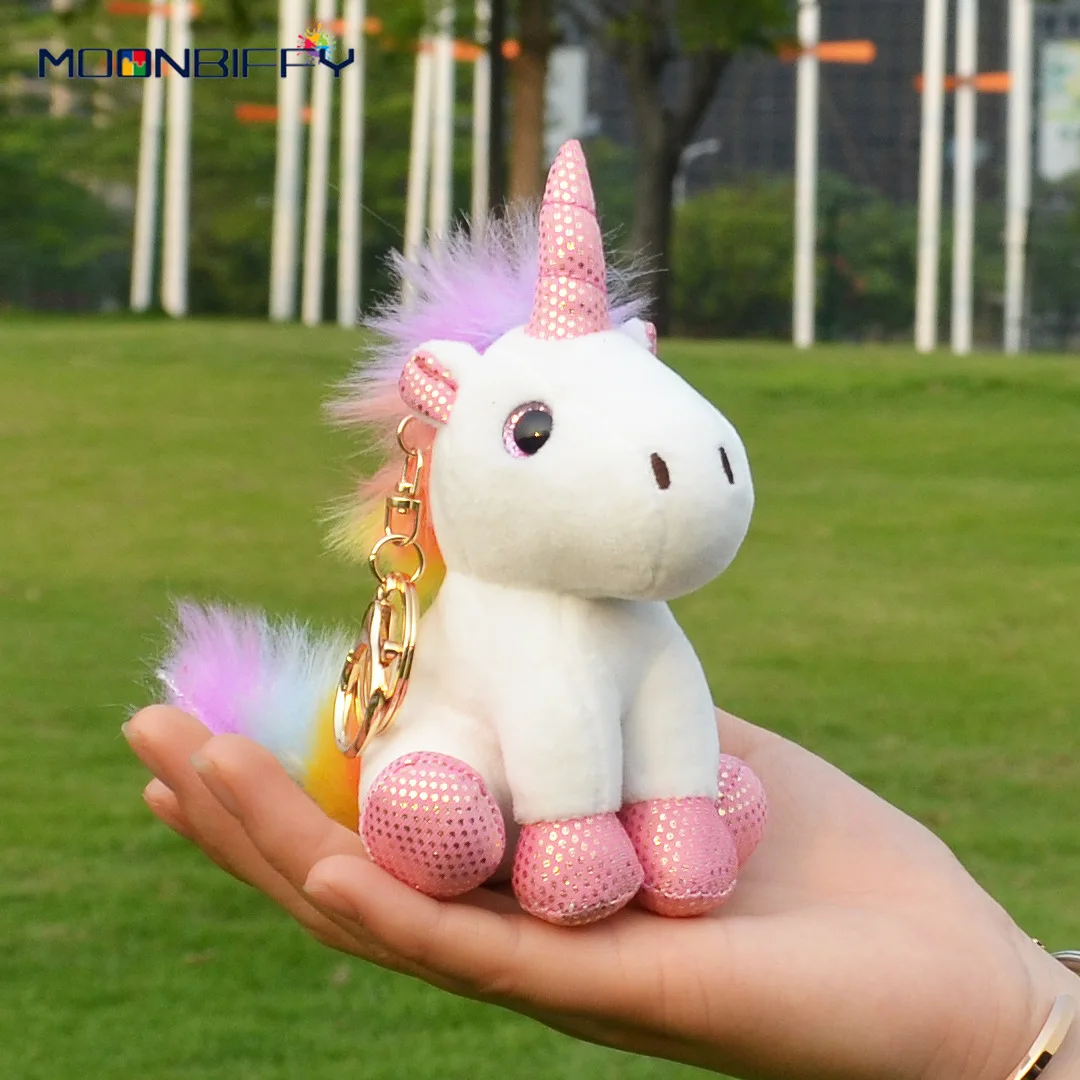 Candy สี Rainbow Unicorn กระเป๋าตามสมัยนิยมเสื้อผ้ากระเป๋าเป้สะพายหลังตุ๊กตาหนานุ่มพวงกุญแจจี้ของขวัญสำหรับแฟนเด็กความงาม