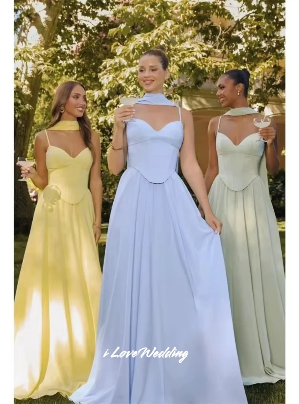 الأزرق الخامس الرقبة السباغيتي حزام فساتين لحضور الحفلات الموسيقية بلا أكمام ألف خط فساتين سهره الطابق طول الطية فستان حفلات الزفاف تخصيص