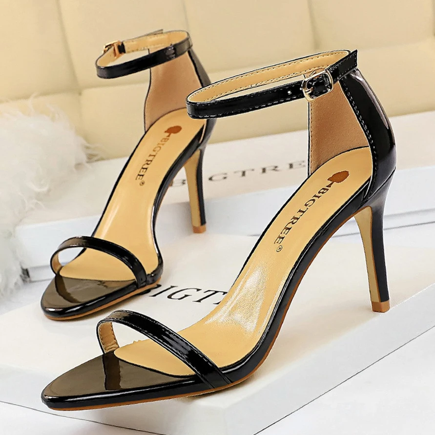 

2025 Open Toe Ankle Strap Women Shoes Summer Fashion 8/11cm Thin Heels Gladiator Sandals Ladies Patent Leather Party Dress Pumps